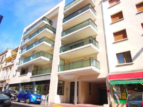 Отель 3 Bedrooms, 3 bathrooms central Cannes Lecerf 411  Канны